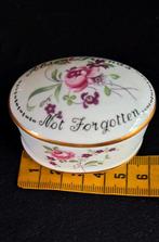 Vintage Crown Staffordshire snuisterijdoosje pillen doosje, Antiek en Kunst, Antiek | Porselein, Ophalen of Verzenden
