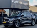 Volkswagen T-Roc 1.5 TSI OF 50/50 DEAL NU 12450 GRATIS 2JR R, Adaptive Cruise Control, 4 cilinders, 150 pk, Leder en Stof