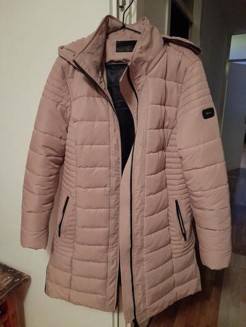 Winter damesjas. beschikbaar voor biedingen