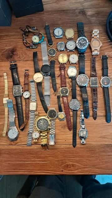 Lot horloges  beschikbaar voor biedingen