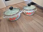 Emaille pannenset met rozenmotief, Huis en Inrichting, Keuken | Potten en Pannen, Ophalen of Verzenden, Gebruikt, Rvs, Pannenset