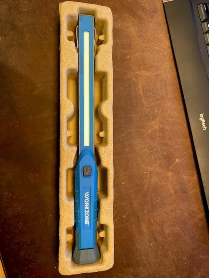 LED-werklamp slank ontwerp looplamp - zaklamp, Hobby en Vrije tijd, Overige Hobby en Vrije tijd, Nieuw, Ophalen