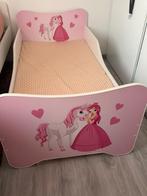 Leuk kinderbed met prinsessen thema, Kinderen en Baby's, Kinderkamer | Bedden, Ophalen, 70 tot 85 cm, 140 tot 160 cm, Zo goed als nieuw