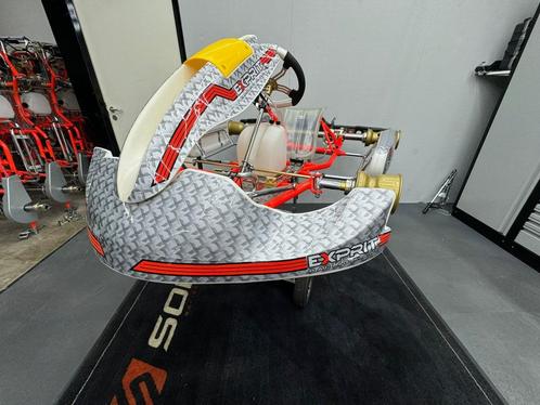 TE KOOP: EXPRIT KART ( 4 weekenden jong!) #16, Sport en Fitness, Karting, Nieuw, Kart, Ophalen