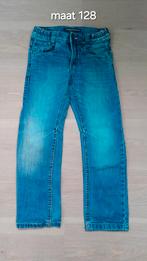 Stoere spijkerbroek maat 128, Kinderen en Baby's, Kinderkleding | Maat 128, Broek, Gebruikt, Ophalen of Verzenden, Onbekend