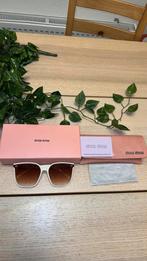 Miu Miu zonnebril compleet met certificaar kaart, Ophalen of Verzenden, Zo goed als nieuw, Bruin, Overige merken