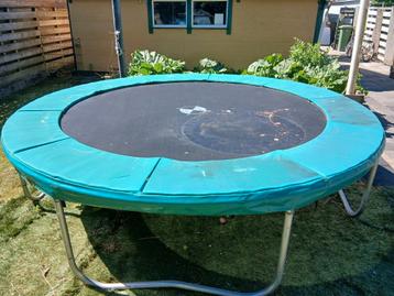 Trampoline 330 cm  beschikbaar voor biedingen