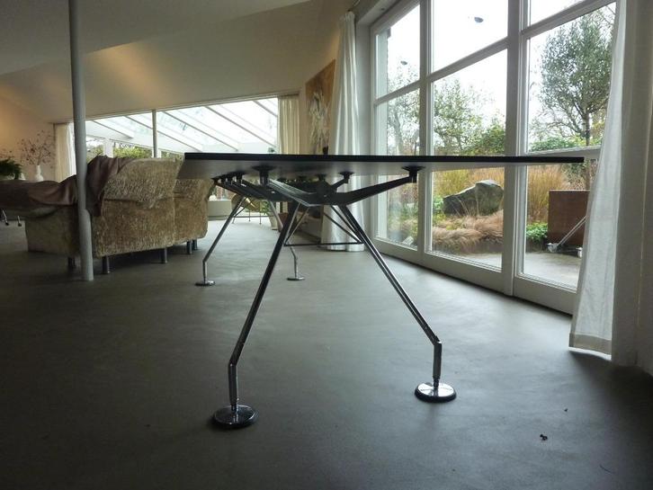 Tecno Nomos Foster, Huis en Inrichting, Tafels | Eettafels, Gebruikt, 50 tot 100 cm, 200 cm of meer, Vijf personen of meer, Rechthoekig