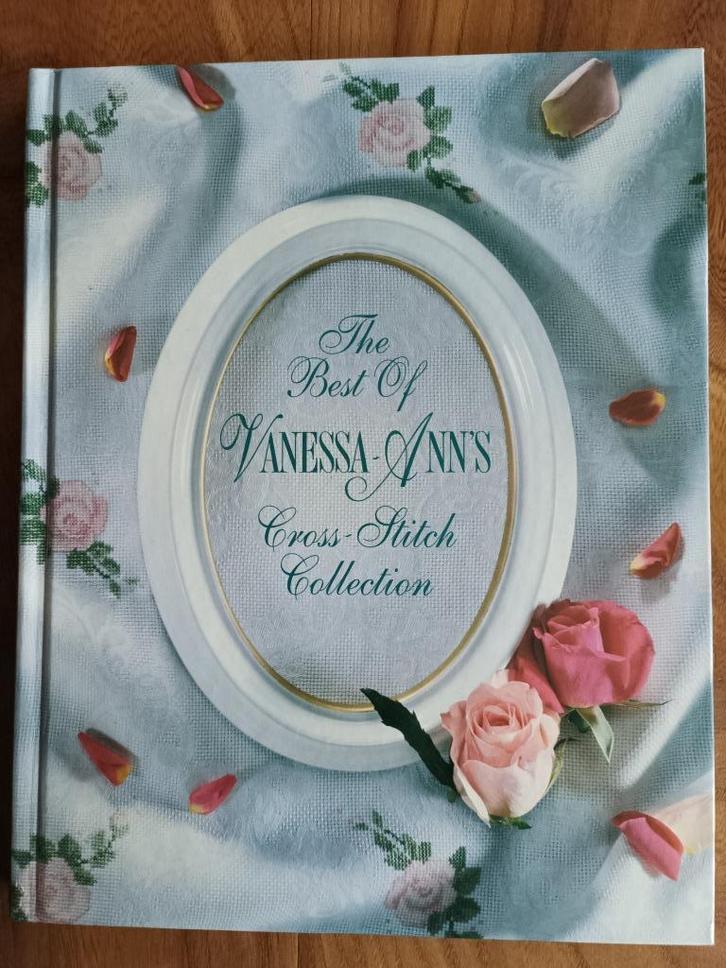 The Best Of Vanessa Ann's borduren patronen, Boeken, Hobby en Vrije tijd, Zo goed als nieuw, Borduren en Naaien, Ophalen of Verzenden