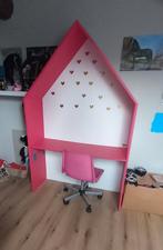 Roze kinderbureau in huisvorm, Ophalen of Verzenden, Zo goed als nieuw, Bureau