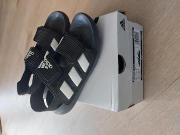 Adidas waterschoenen maat 32 beschikbaar voor biedingen