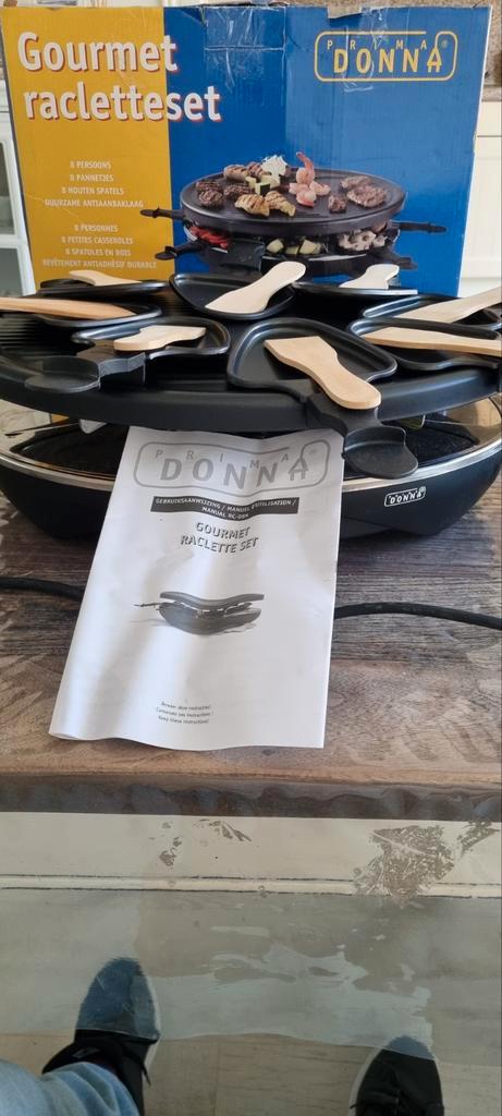 Prima Donna Racletteset 8 persoons - Compleet!, Witgoed en Apparatuur, Gourmetstellen, Gebruikt, Ophalen of Verzenden