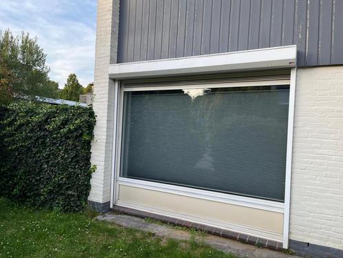 Gratis ophalen: rolluik, Doe-het-zelf en Verbouw, Rolluiken, Gebruikt, 200 cm of meer, 200 cm of meer, Wit, Elektrische bediening