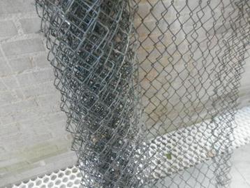 Tuingaas, zwart, ongeveer 6 meter lang. beschikbaar voor biedingen