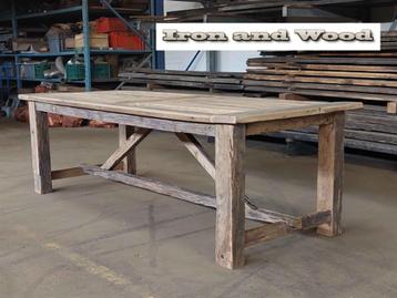 Maatwerk robuuste oud eiken barnwood kloostertafel beschikbaar voor biedingen