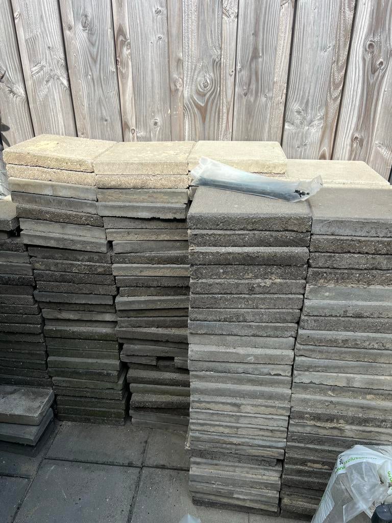 Gebruikte terrastegels, betontegels gratis ophalen, Tuin en Terras, Tegels en Klinkers, Gebruikt, Ophalen of Verzenden, 10 m² of meer