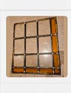 Glas in lood doorzichtig met een rand geel., Ophalen