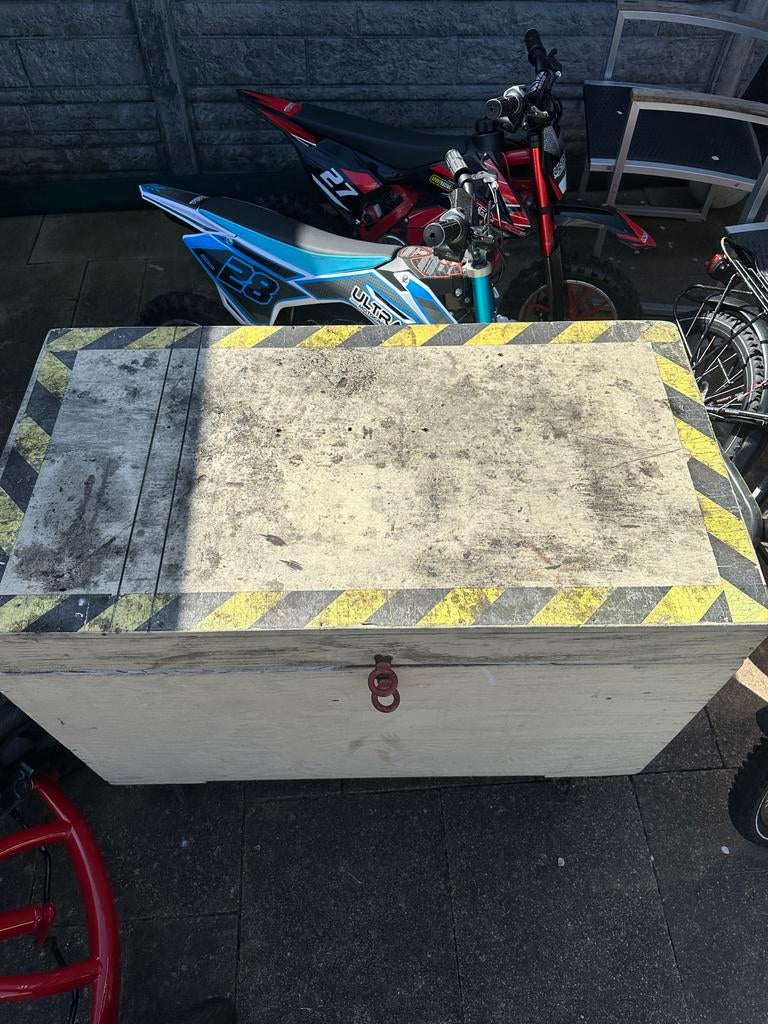 Houten kist op wielen - Handige opbergbox, Ophalen, Gebruikt, 100 tot 150 cm, 75 cm of meer