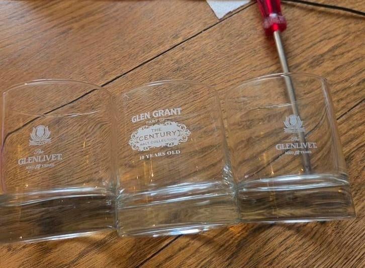 3 whiskey glazen, Ophalen of Verzenden, Zo goed als nieuw, Overige typen