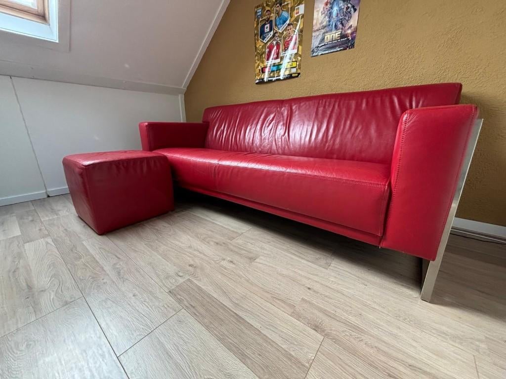 Montel bank rood leer met poef, Ophalen, Minder dan 75 cm, 150 tot 200 cm, Tweepersoons