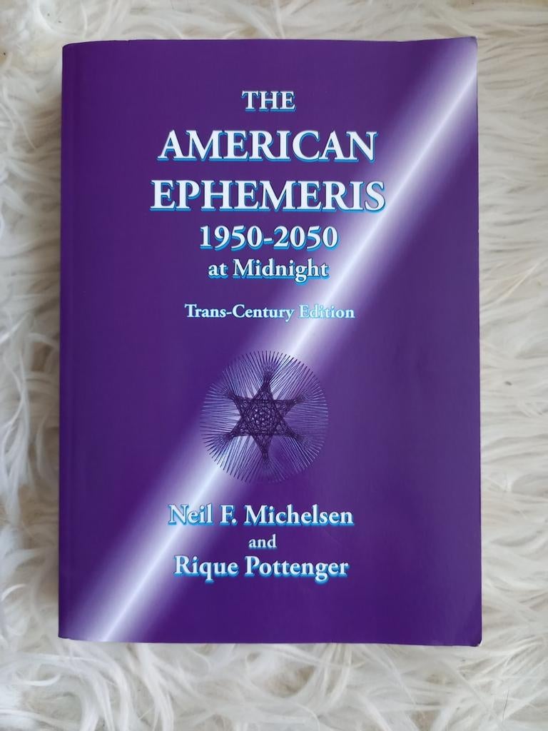 d6 The American Ephemeris 1950-2050 at Midnight, Ophalen of Verzenden, Gelezen, Achtergrond en Informatie