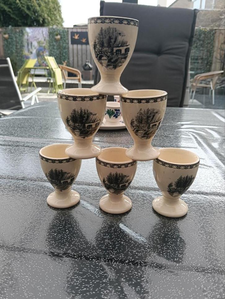 6 Eierdopjes met Hoge Voet - Landschap Decor, Antiek en Kunst, Antiek | Keramiek en Aardewerk, Ophalen of Verzenden