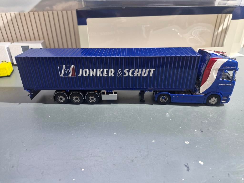 Scania met zeecontainer jonker en schut, Hobby en Vrije tijd, Modelauto's | 1:50, Ophalen of Verzenden, Nieuw, Bus of Vrachtwagen