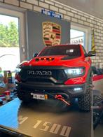 Dodge RAM TRX 1/8 Pro Primal RC met Traxxas schotel/trailer, Ophalen of Verzenden, Zo goed als nieuw, Auto offroad