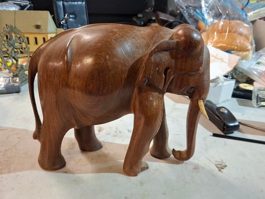 Houten olifant beeldje, Ophalen of Verzenden, Hout