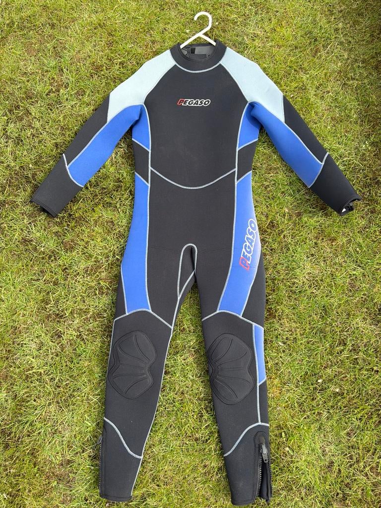 Pegaso Heren Duikpak Wetsuit Maat S/M, Watersport en Boten, Duiken, Ophalen of Verzenden, Gebruikt, Duikpak