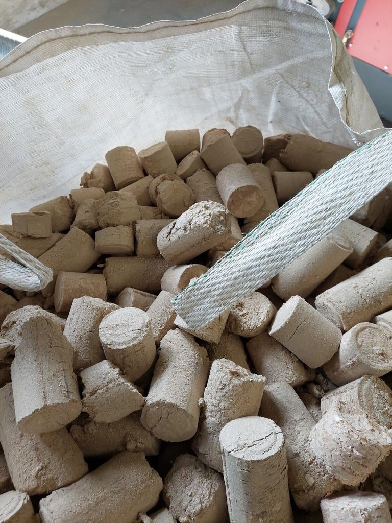 Briketten, Tuin en Terras, Haardhout, Minder dan 3 m³, Ophalen of Verzenden