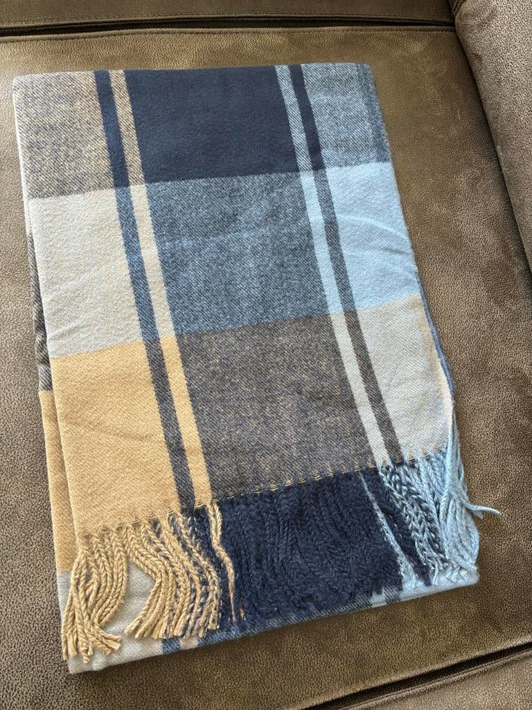 Nieuwe sjaal / stola, Ophalen, Nieuw, Maat 46/48 (XL) of groter, Sjaal