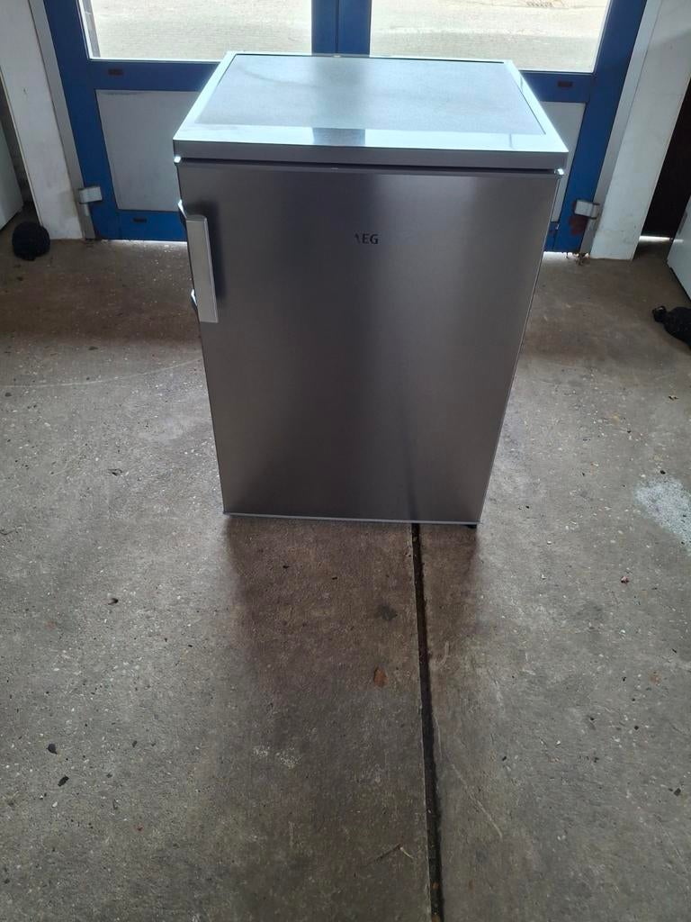 Jonge aeg tafelmodel koelkast, Aeg, Zonder vriesvak, 100 tot 150 liter, Ophalen of Verzenden
