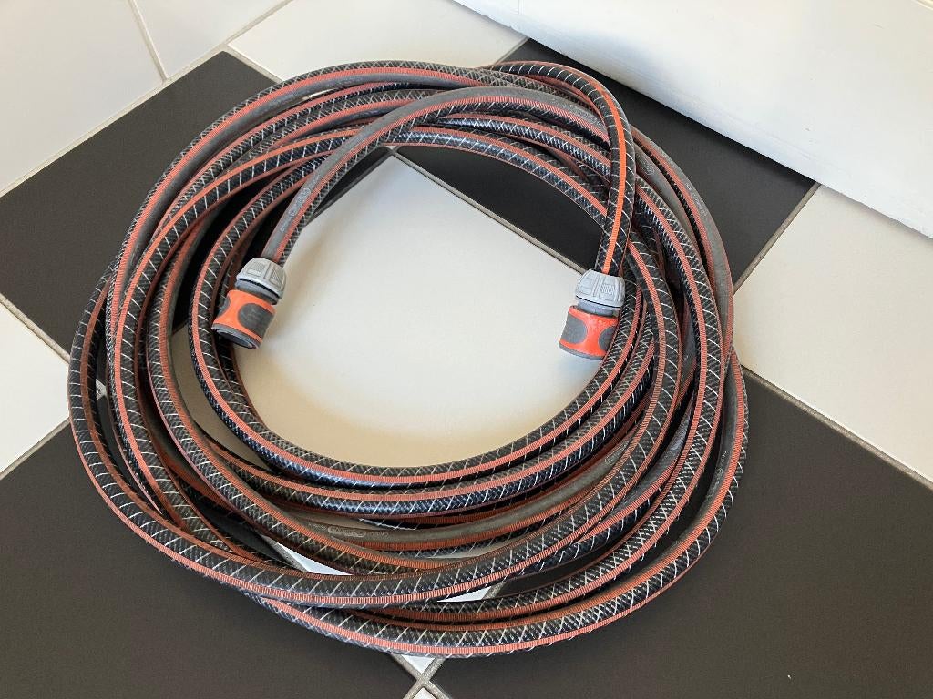 Tuinslang 10 meter met koppelingen - Zie de foto’s, Ophalen of Verzenden, Zo goed als nieuw, Tuinslang