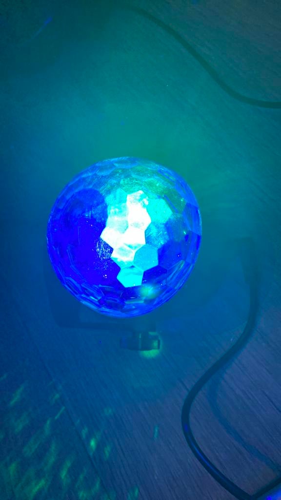 Kleine discolamp met geluidsactivatie, Ophalen of Verzenden, Gebruikt, Licht, Geluidgestuurd