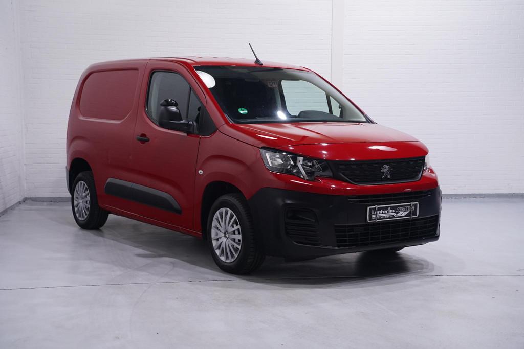 Peugeot Partner 1.6 BlueHDI 75 pk Airco Audio/Bluetooth Crui, Auto's, Bestelauto's, Voorwielaandrijving, Stof, Gebruikt, 1600 cc