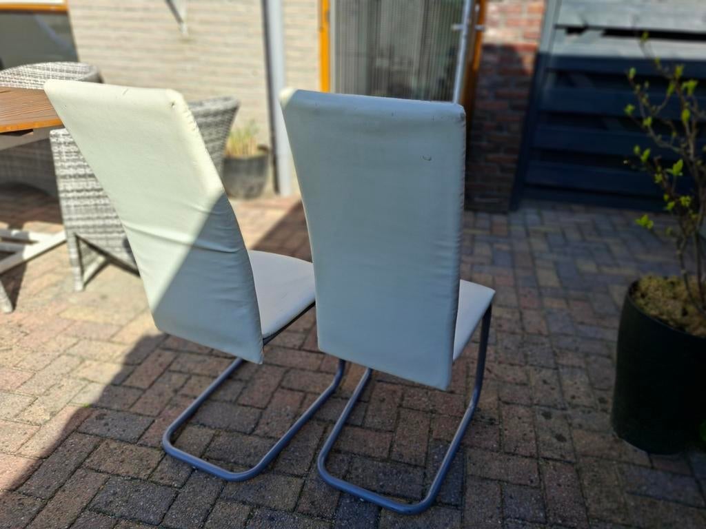 GRATIS.4 eetkamerstoelen, Ophalen, Overige materialen, Strak, Gebruikt