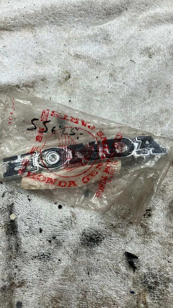 Honda ss50 tankembleem origineel, Ophalen of Verzenden, Nieuw, Tank, Overige merken