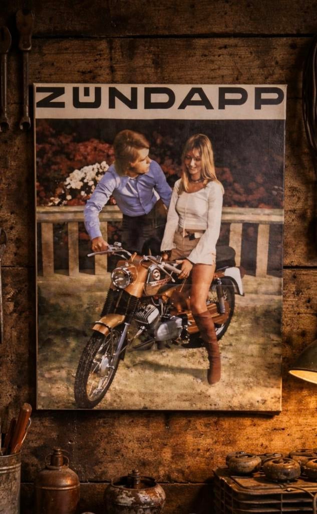 Nostalgisch Zundapp bromfiets canvasschilderij, Ophalen of Verzenden