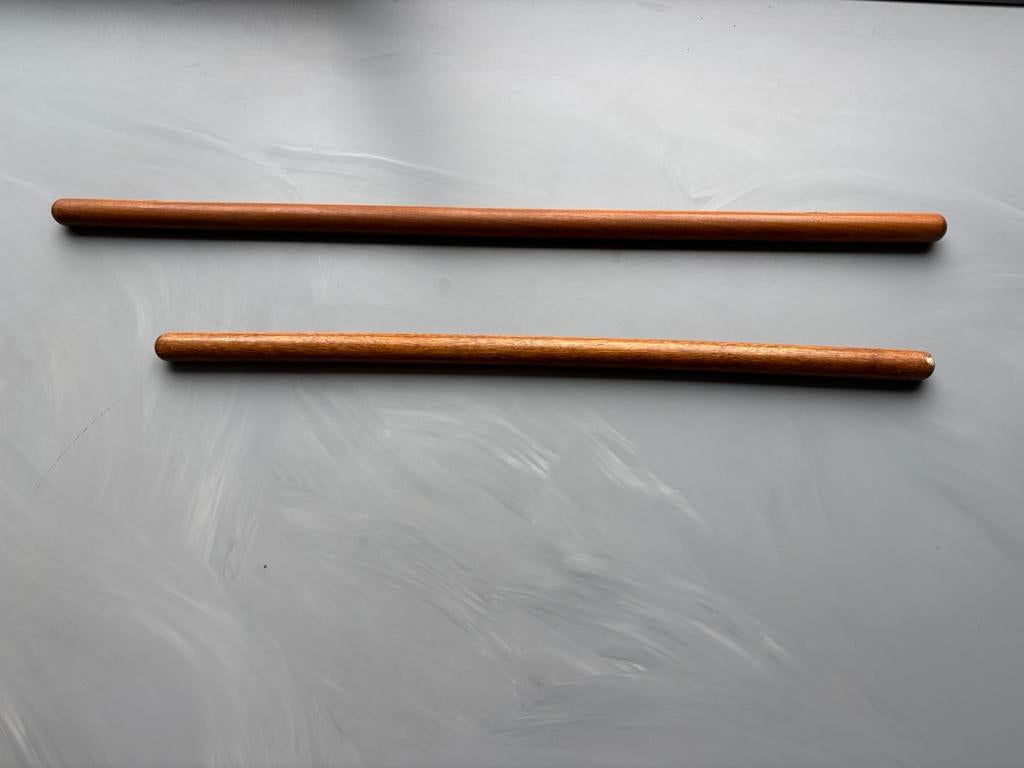 Houten ronde Trapleuningen 2 stuks, Ophalen, Overige materialen, Gebruikt, 100 tot 150 cm