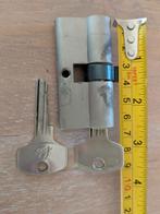 DOM Plura Veiligheidscilinder 30/30 SKG** met 2 sleutels, Ophalen of Verzenden, Gebruikt, Overige materialen, Slot