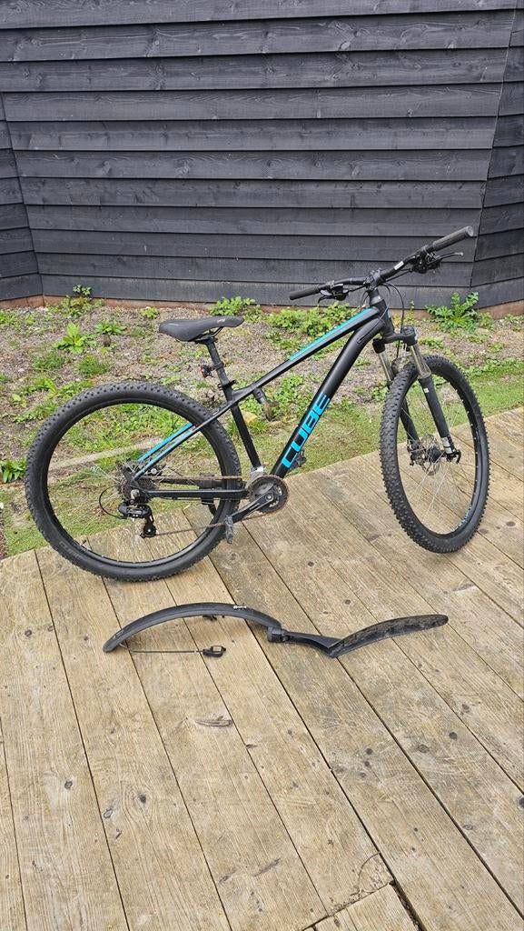 Cube Aim mountainbike, frame M, 29 inch wielen, Fietsen en Brommers, Fietsen | Mountainbikes en ATB, Ophalen, Gebruikt, Cube, Ganzenmarkt 2, 7571 CD, Oldenzaal
E-mail
hi@cube.nl