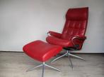 SUPER NETTE Stressless High Back London + hocker rood leder, Huis en Inrichting, Fauteuils, Ophalen, Zo goed als nieuw, Leer, 75 tot 100 cm