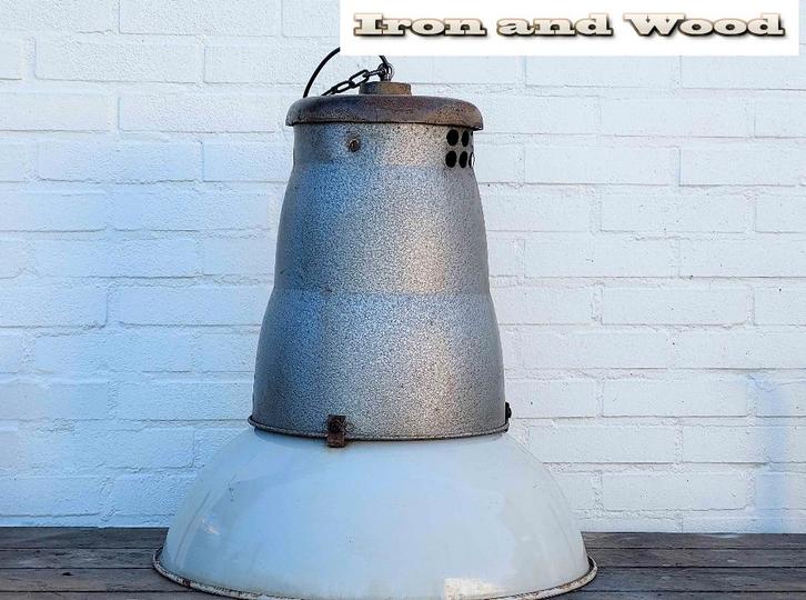 Oude witte grote vintage Franse MAZDA lamp afm: D52 H62, Huis en Inrichting, Lampen | Hanglampen, Gebruikt, 50 tot 75 cm, Metaal