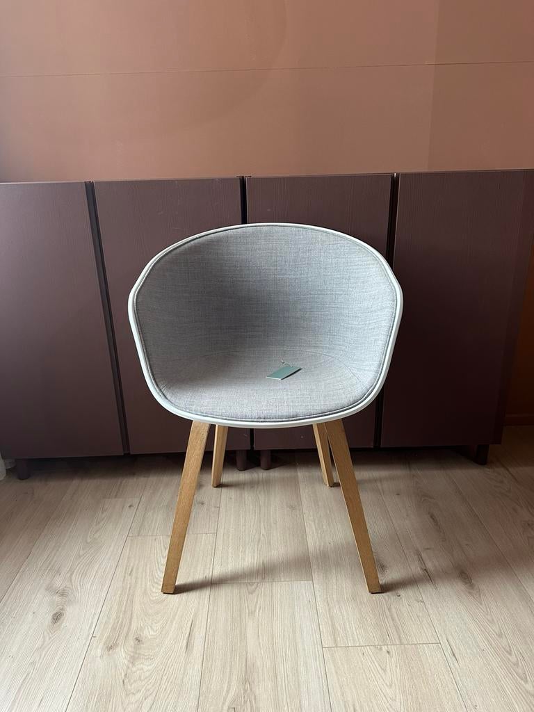 HAY AAC 23, Huis en Inrichting, Stoelen, Ophalen, Zo goed als nieuw, Wit