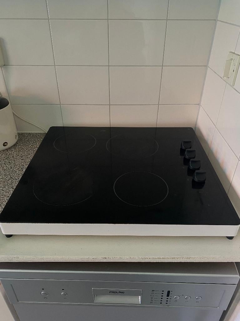 ETNA keramische kookplaat 4 pits – EKP358WIT – goed werkend, Witgoed en Apparatuur, Ophalen, Gebruikt, Keramisch, 4 kookzones