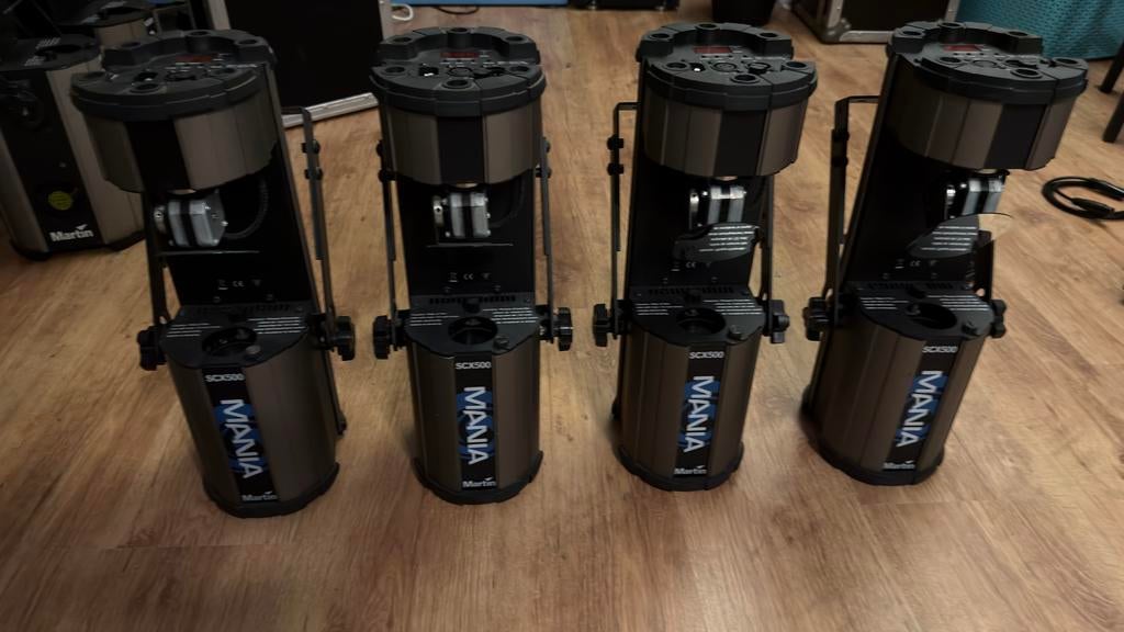 4x Martin Mania SCX500, Ophalen, Gebruikt, Licht, Geluidgestuurd