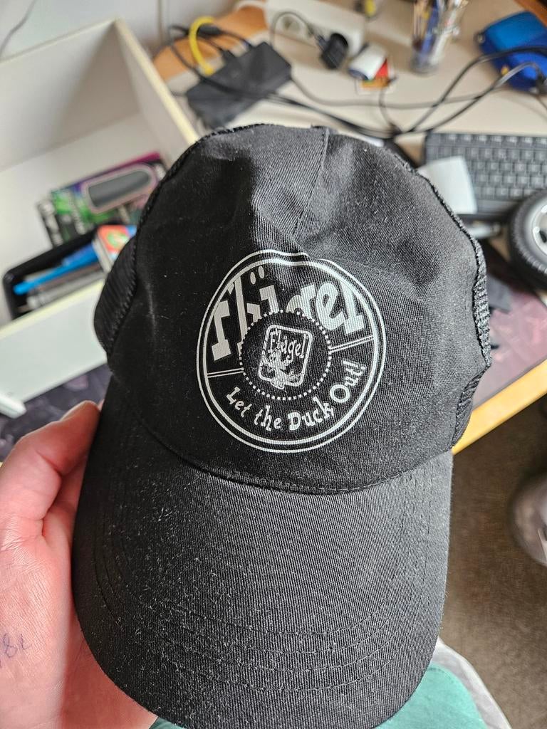 Flügel pet T.E.A.B., Ophalen of Verzenden, Zo goed als nieuw, Pet