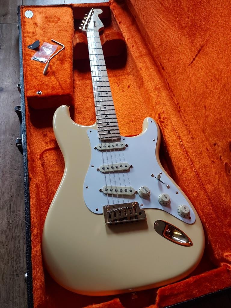 Fender Stratocaster Limited Edition, Muziek en Instrumenten, Ophalen, Zo goed als nieuw, Solid body, Fender