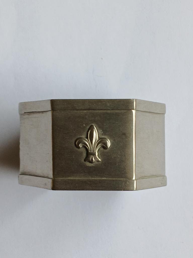 Scouting franse lelie servetring 60er jaren, Verzamelen, Scouting, Ophalen of Verzenden, Gebruikt, Overige typen